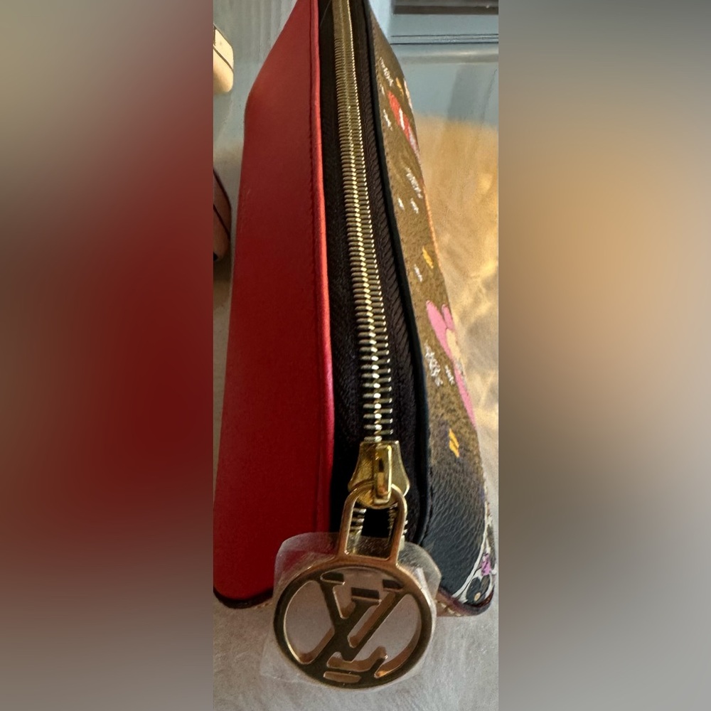 🇬🇧❤️Louis Vuitton London Elizabeth Pouch🇬🇧❤️ - Picture 14 of 16